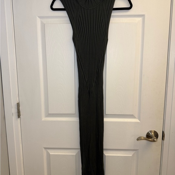 Dynamite Midi Mock Neck Green Knit Dress - Picture 2 of 4